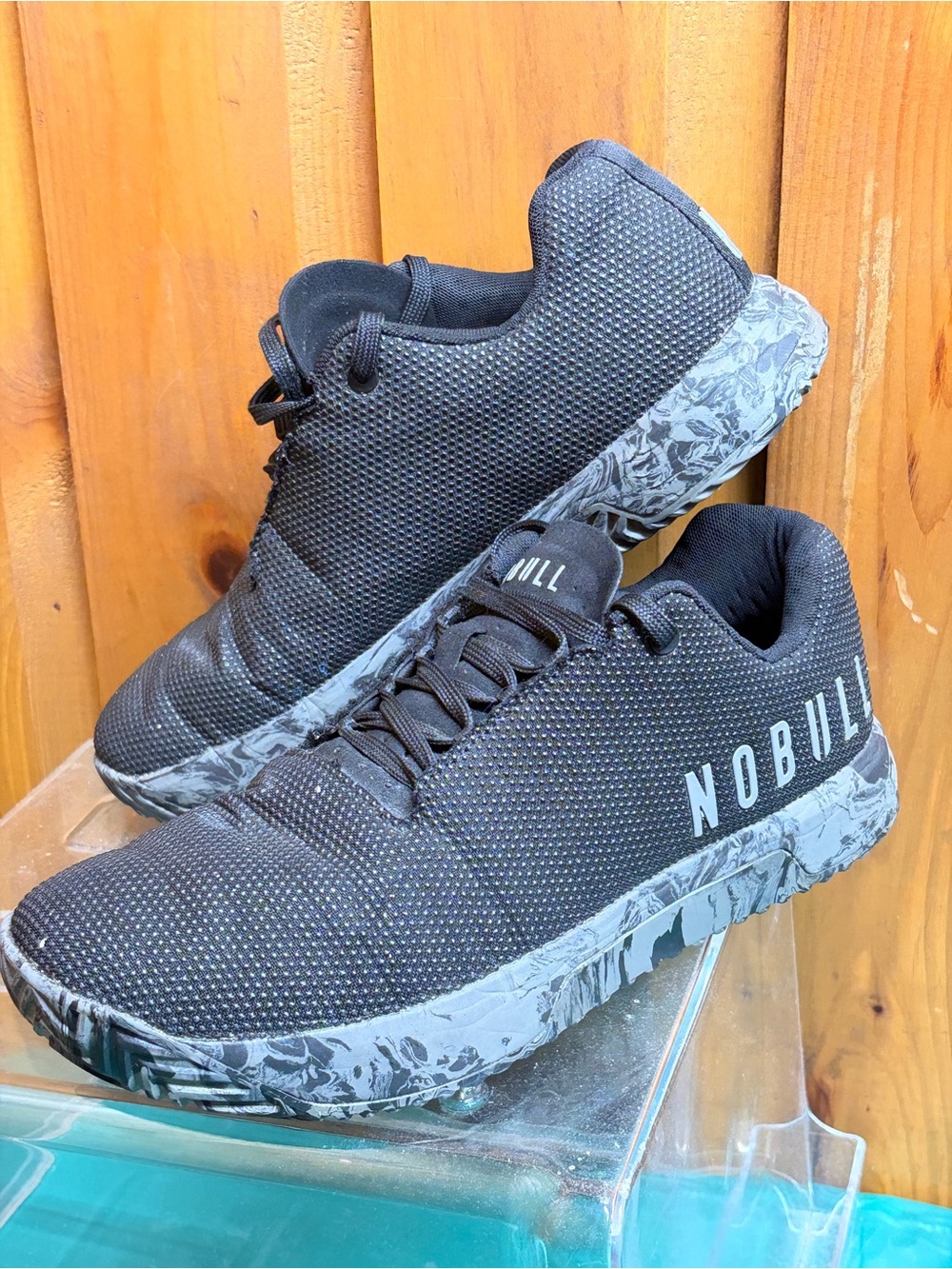 NOBULL SuperFabric Outwork Trainer Low Top Black Grey Marble Sole Men 9.5 / Wo11